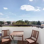 Lovely And New Apartment In Oura